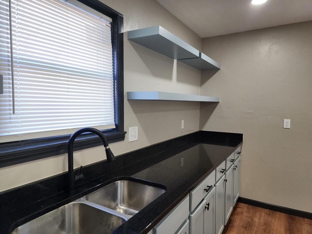 6821 Nw 19th St #1 - Photo 7 of 40
