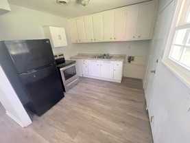 1113 Hahn Ave Ne #1 - Photo 1 of 1