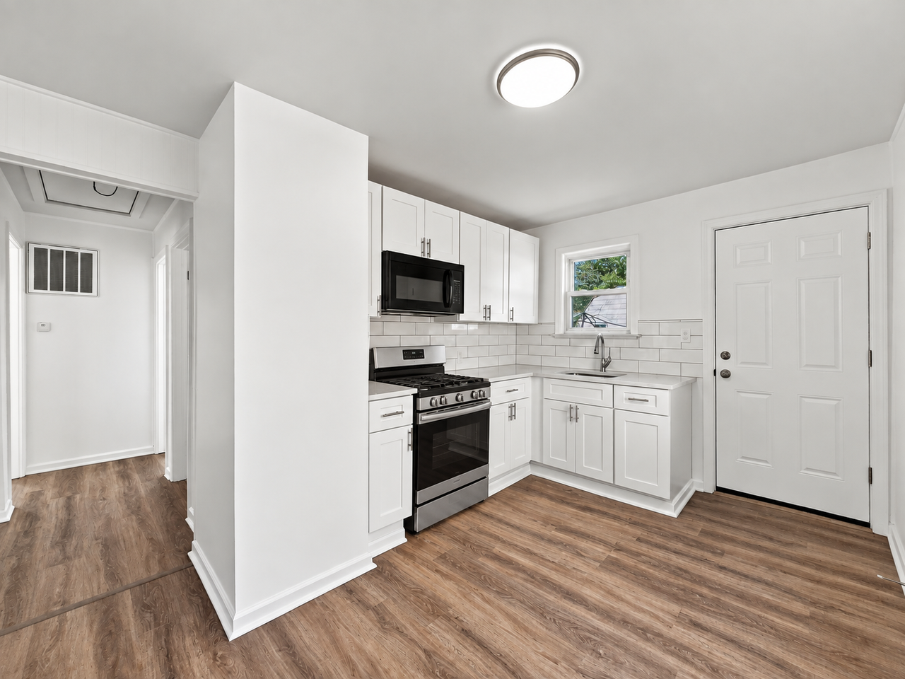 2223 E Bergin Ave #1 - Photo 2 of 13