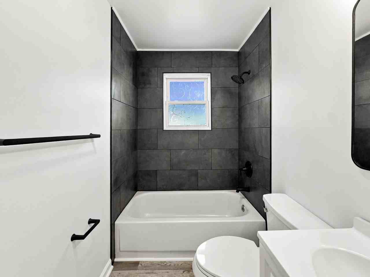 2223 E Bergin Ave #1 - Photo 4 of 13