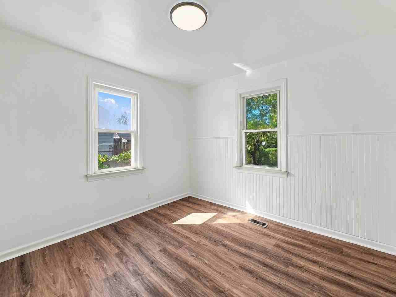 2223 E Bergin Ave #1 - Photo 7 of 13