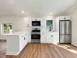 featured image of 2034 Kenneth St #1