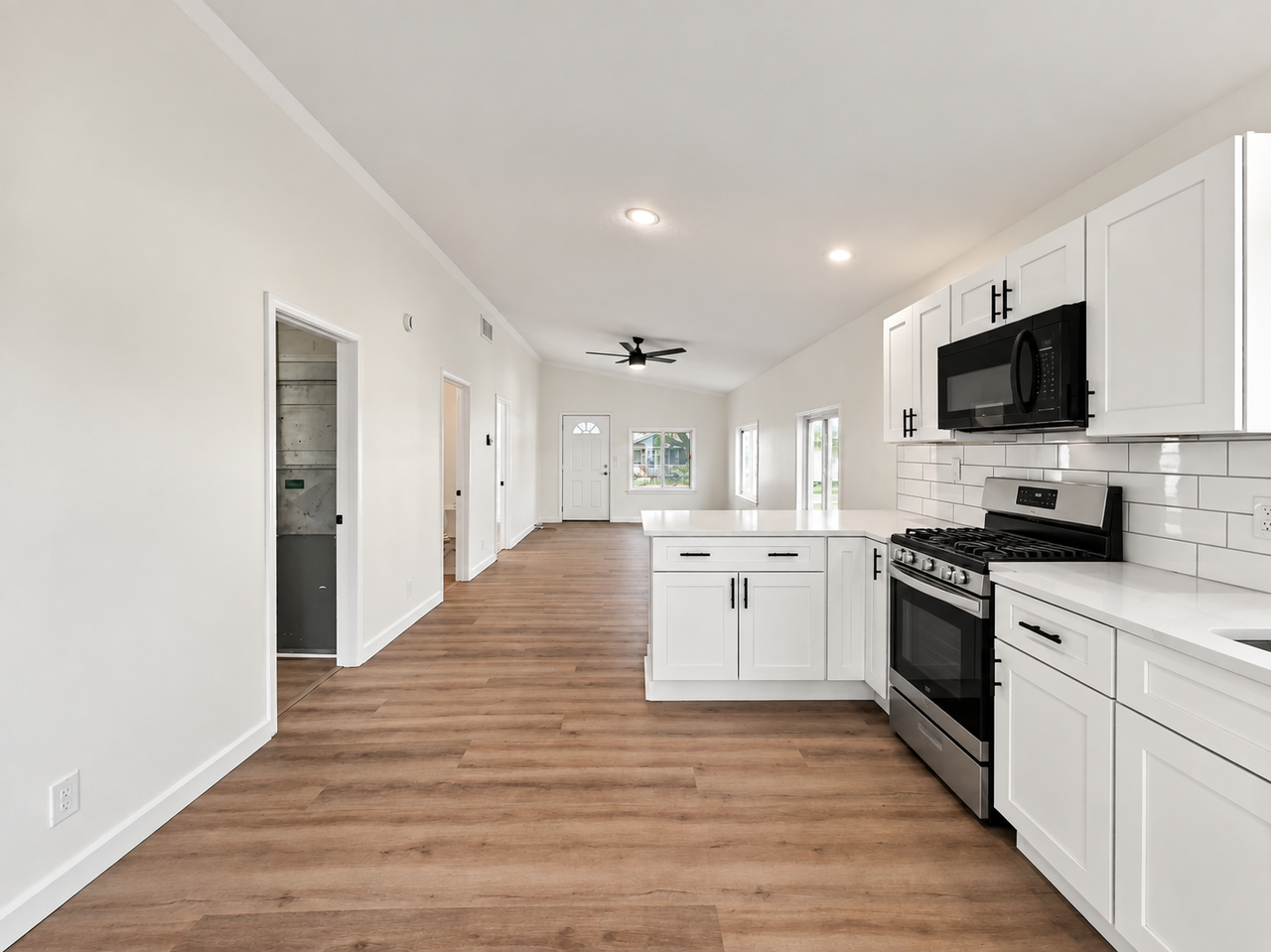 2034 Kenneth St #1 - Photo 2 of 17
