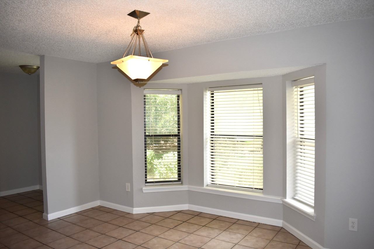 6555 Diamond Leaf Ct S #1 - Photo 6 of 27