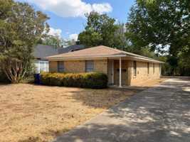 featured image of 3024 Lasker Ave