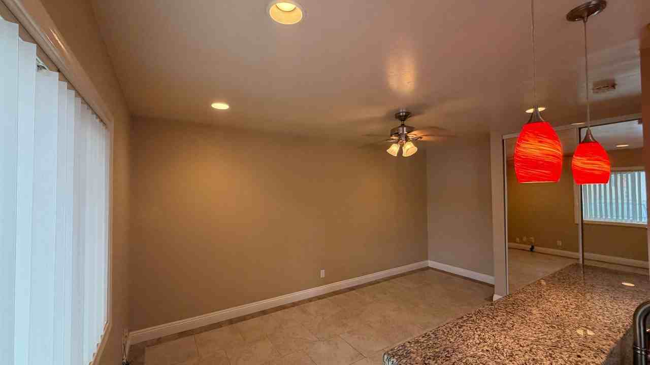 2166 Montgomery Ave #E - Photo 2 of 7