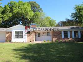 featured image of 701 Fair Ln