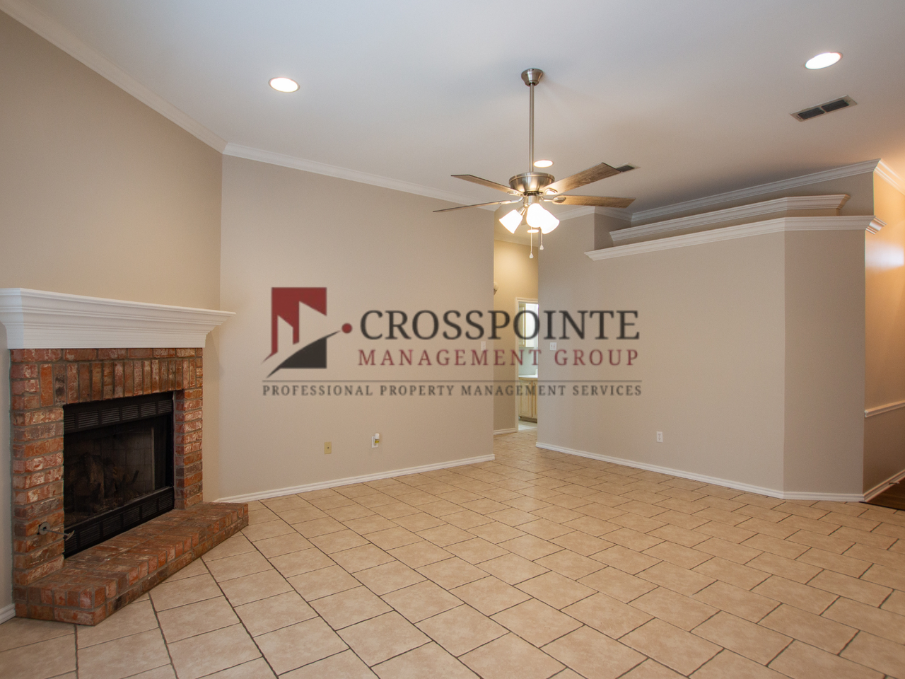 5716 Bostick Dr - Photo 4 of 31