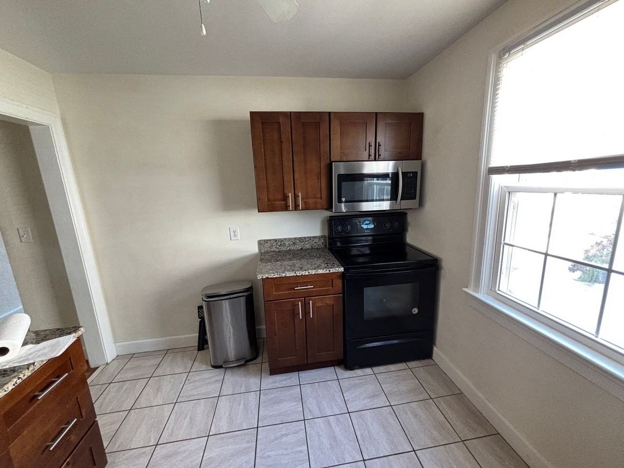 424 Carolina Ave - Photo 2 of 7