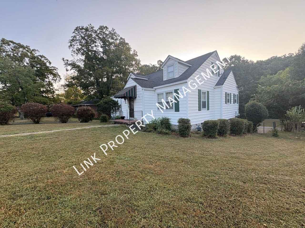 106 S Germantown Rd