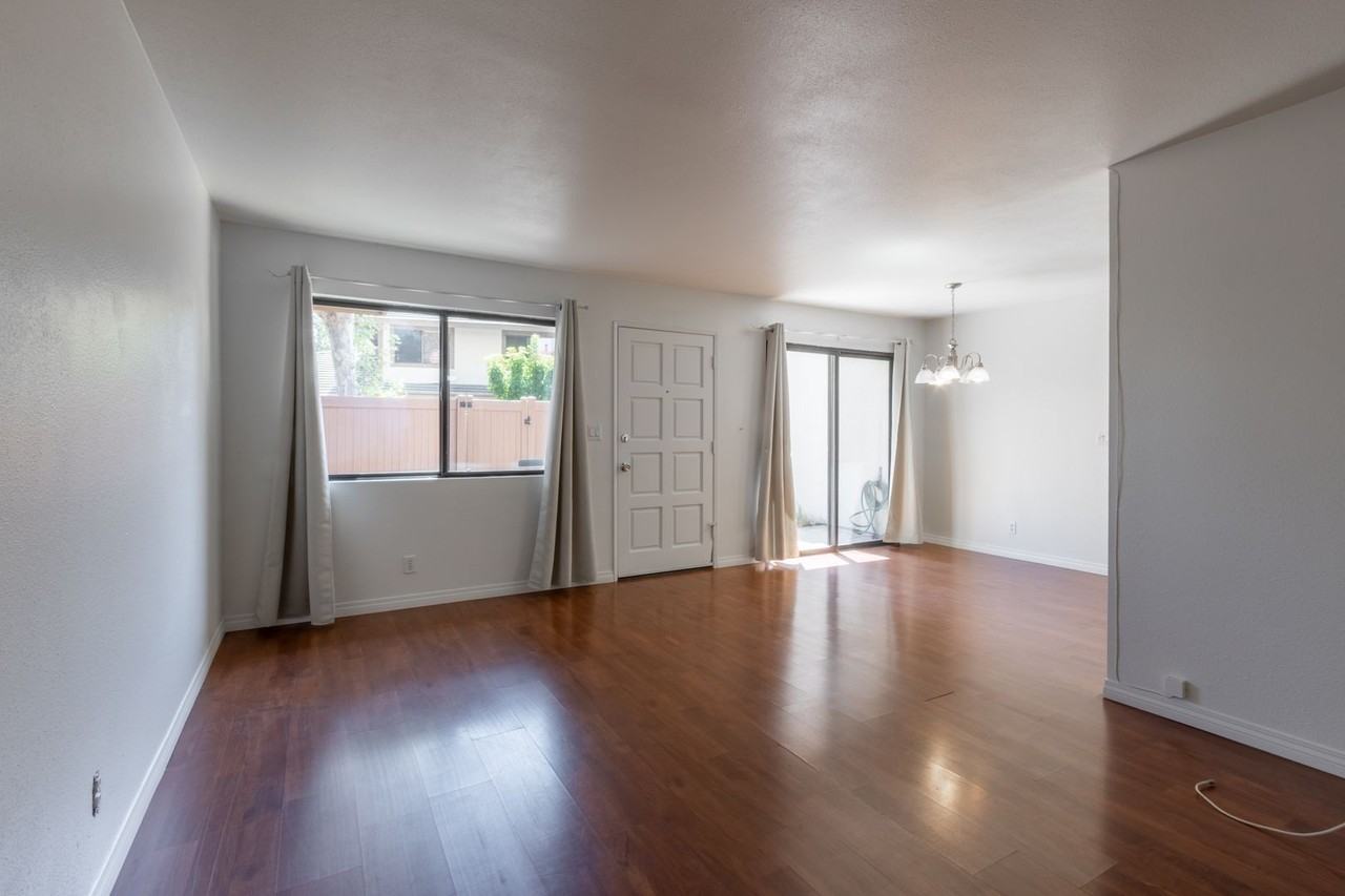 6782 Shakespeare Way - Photo 2 of 12