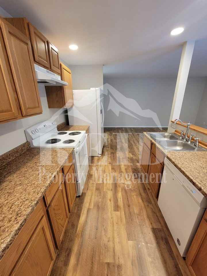 10309 Frontier Pl Nw - Photo 6 of 24