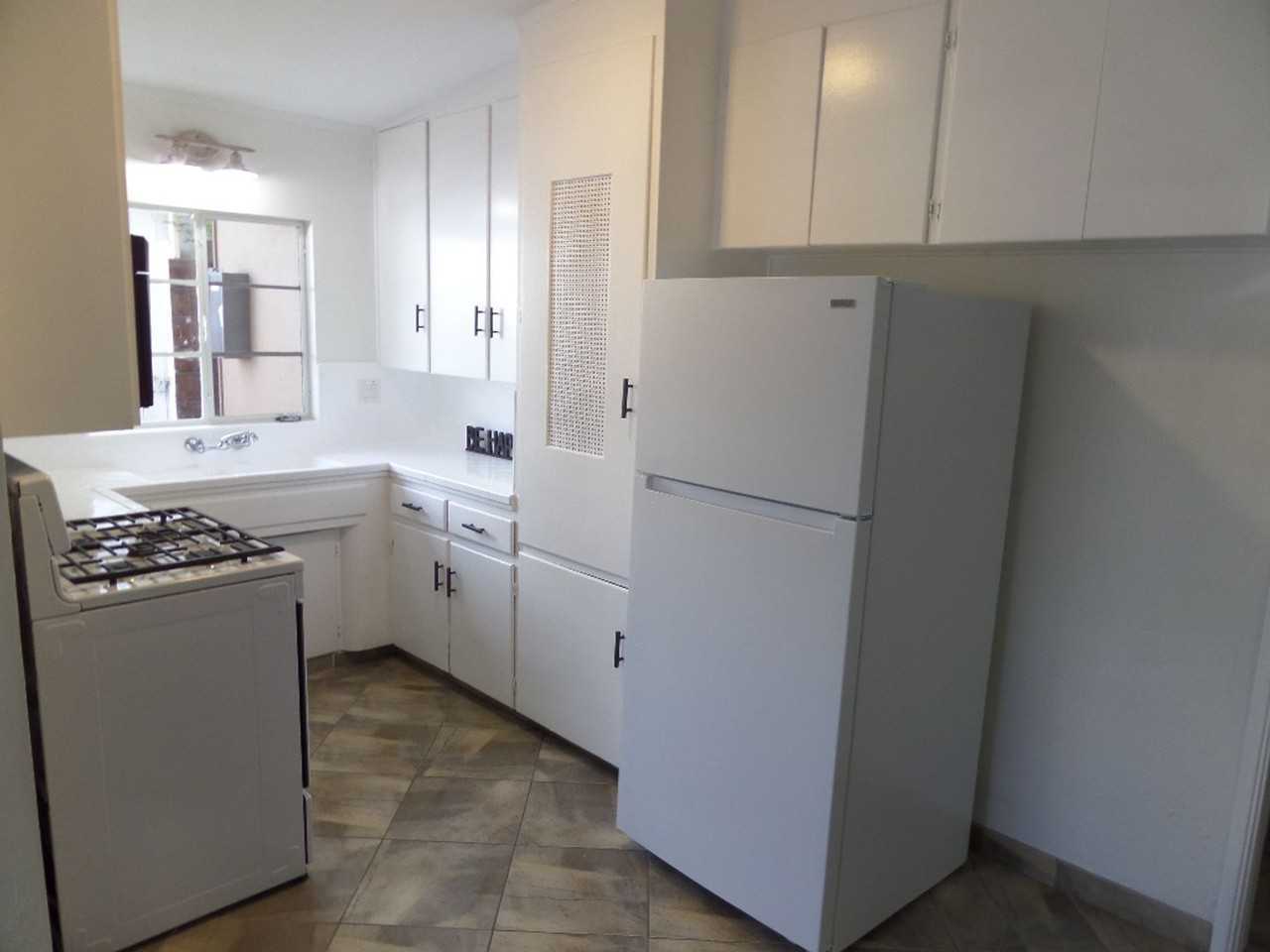 7991 Normal Ave - Photo 5 of 18