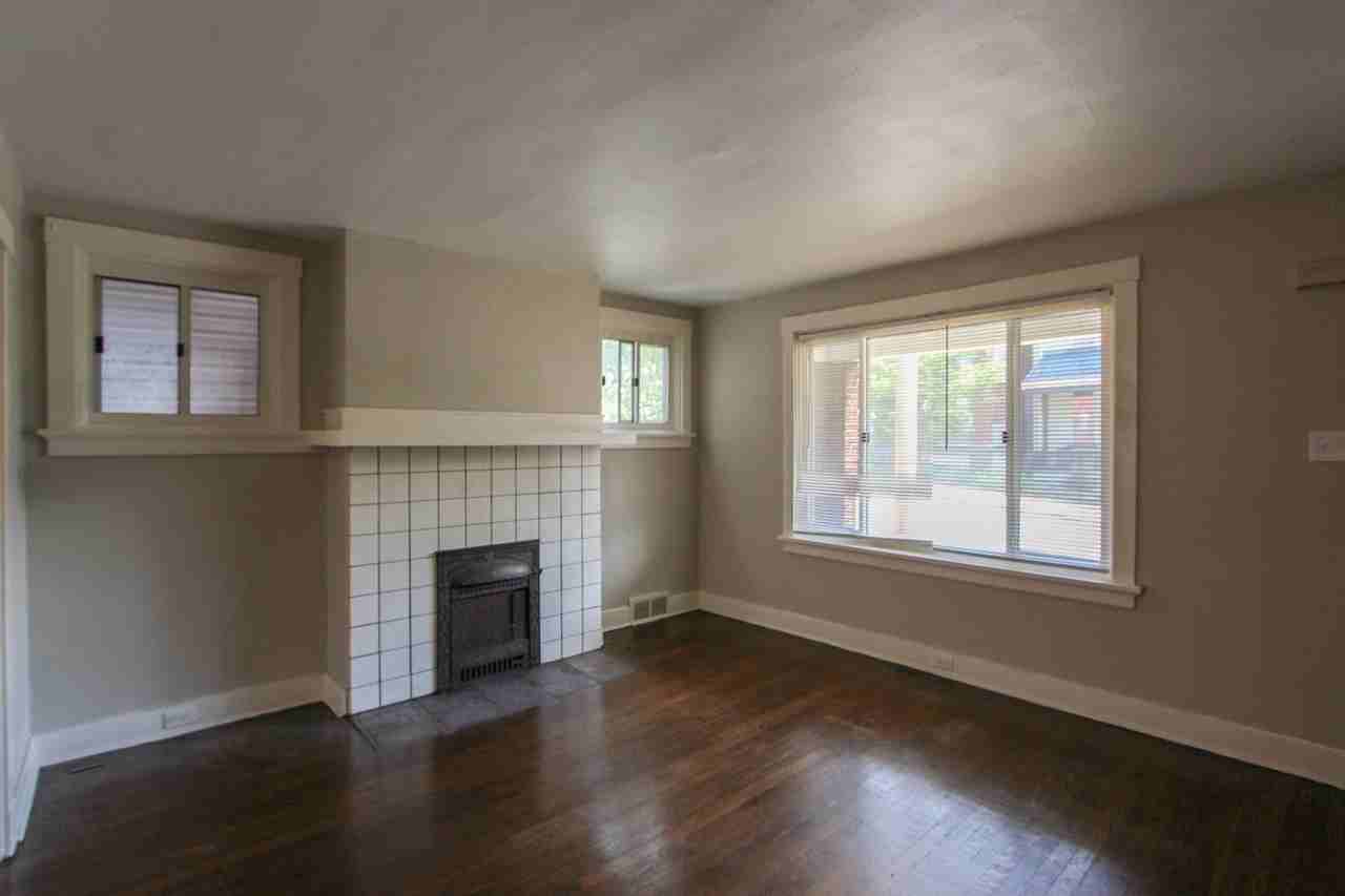 L323 - Photo 7 of 32