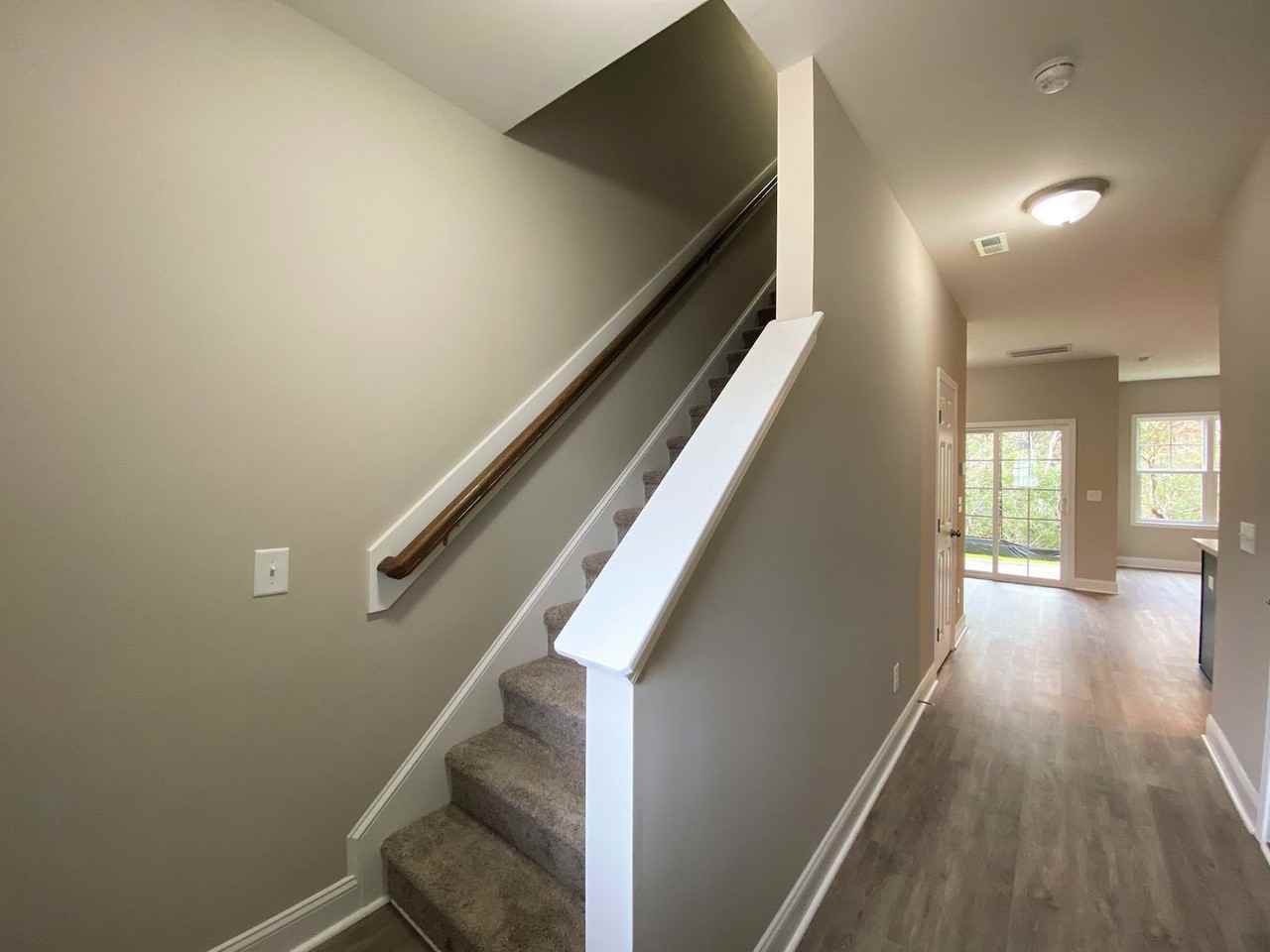 505 Stone Crab Ln - Photo 4 of 19
