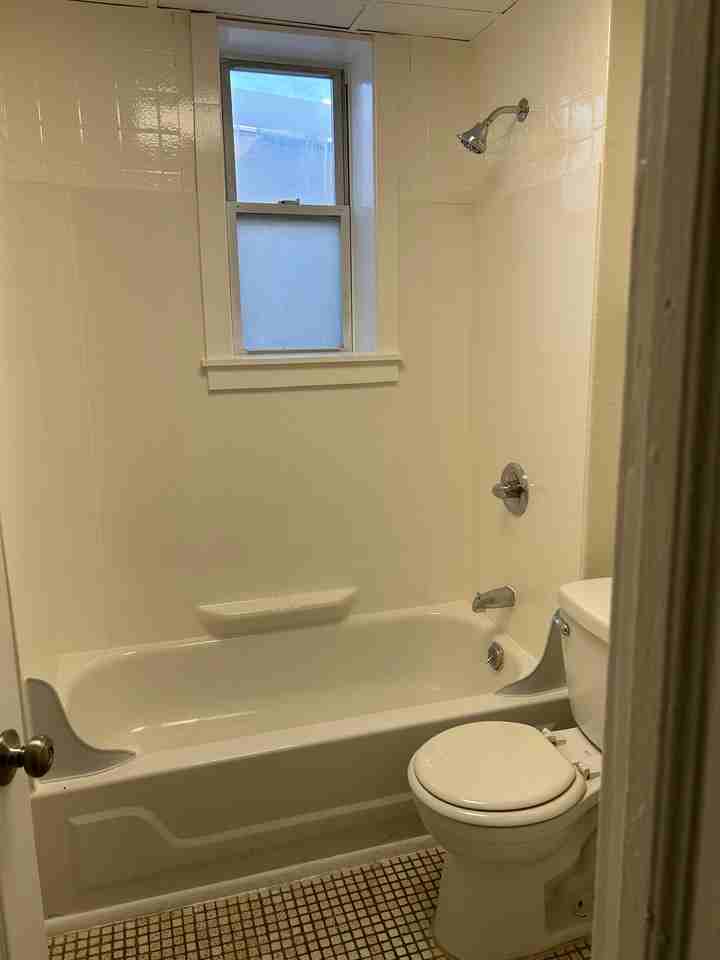 105 Pine St #3 - Photo 7 of 18