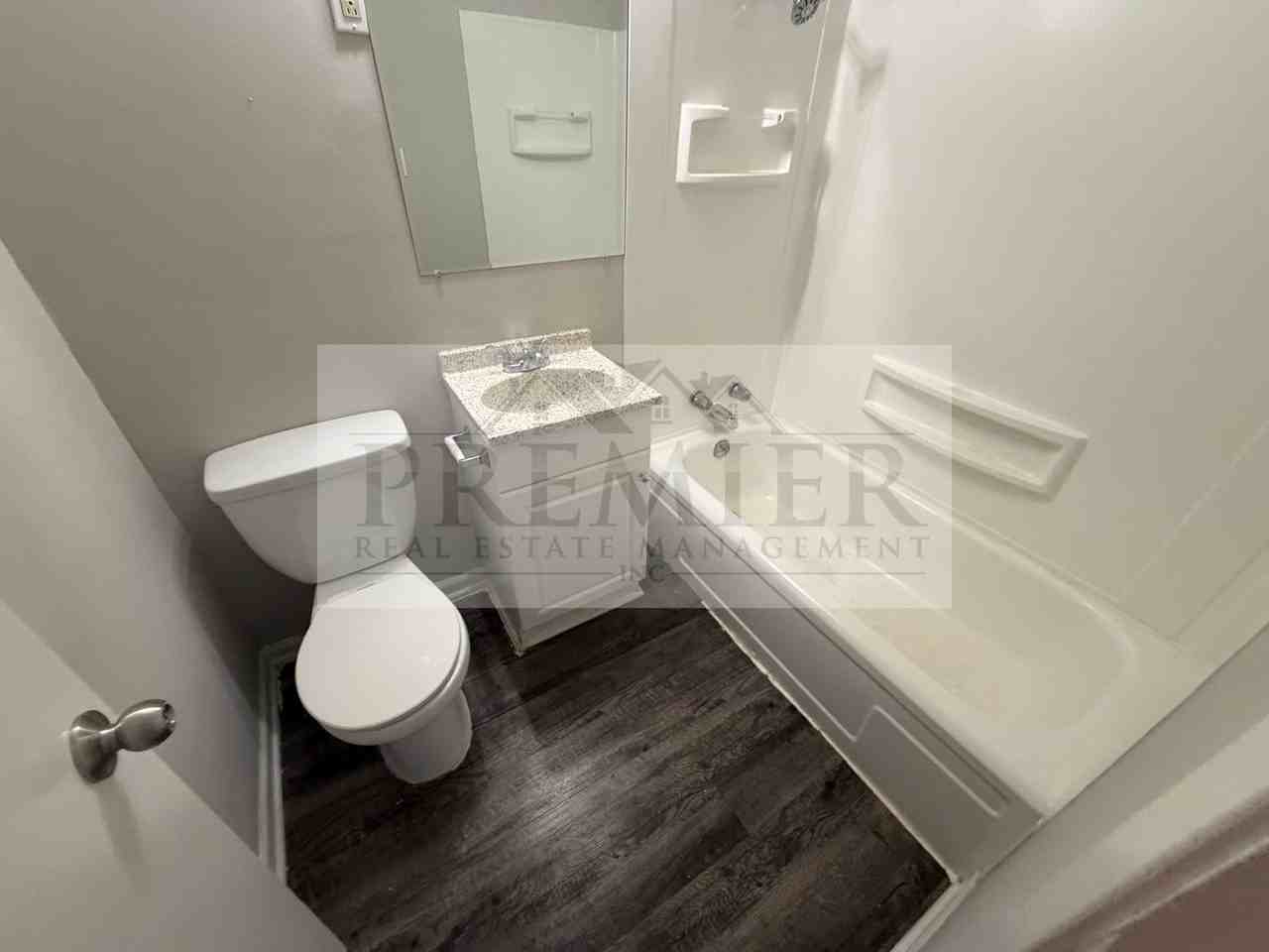 6206 E 153rd St #A - Photo 7 of 13