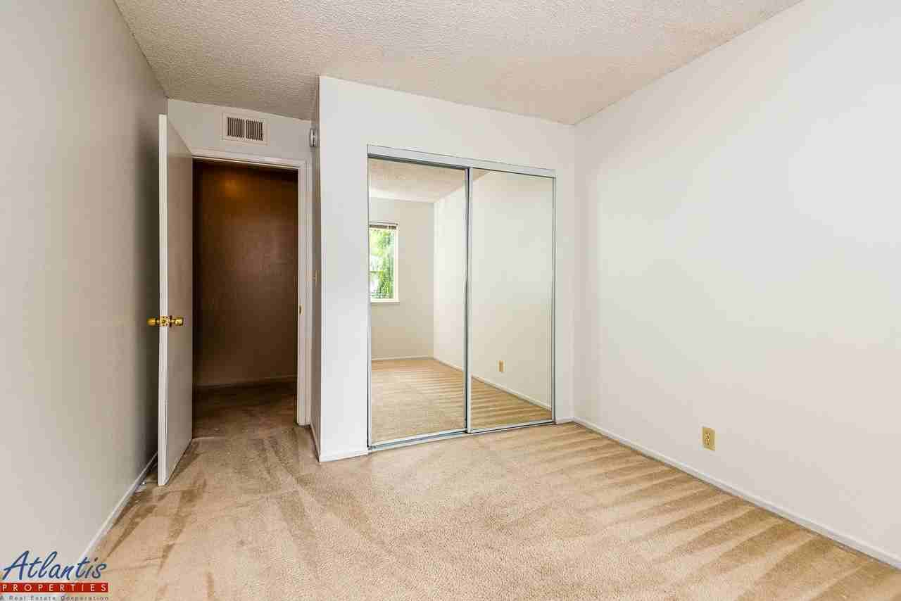 5486 Tyhurst Walkway #04 - Photo 6 of 11