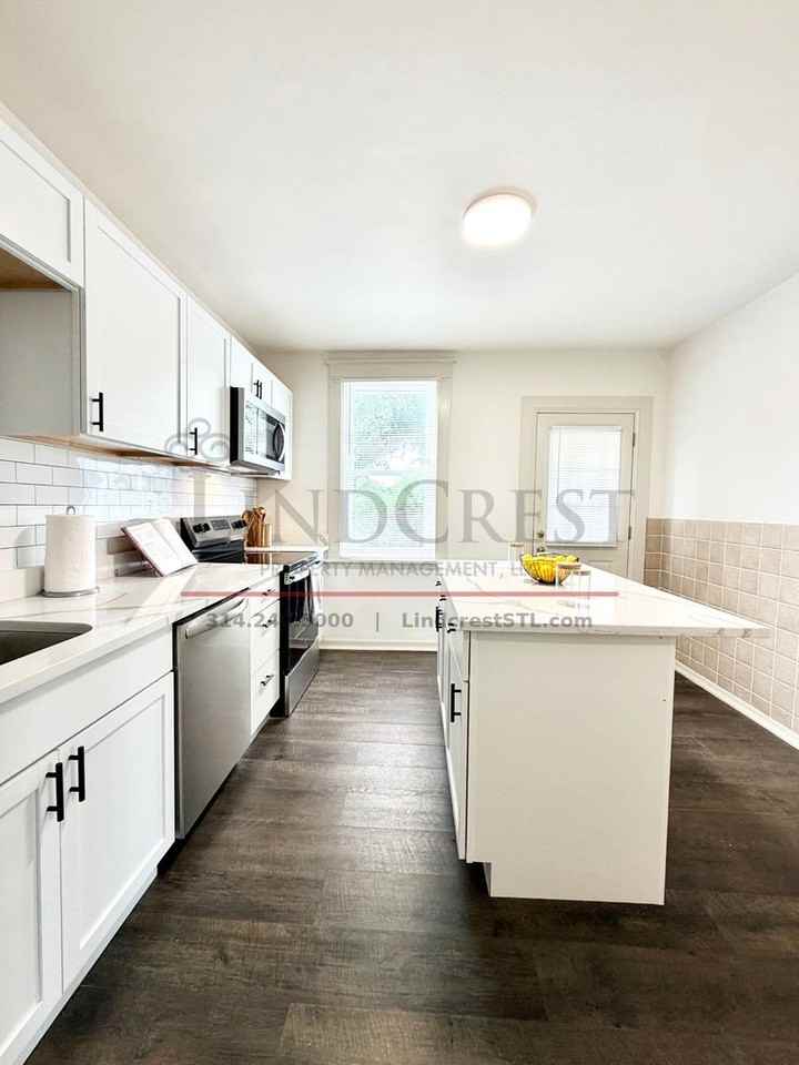 4840 Gardenville Ave - Photo 6 of 17