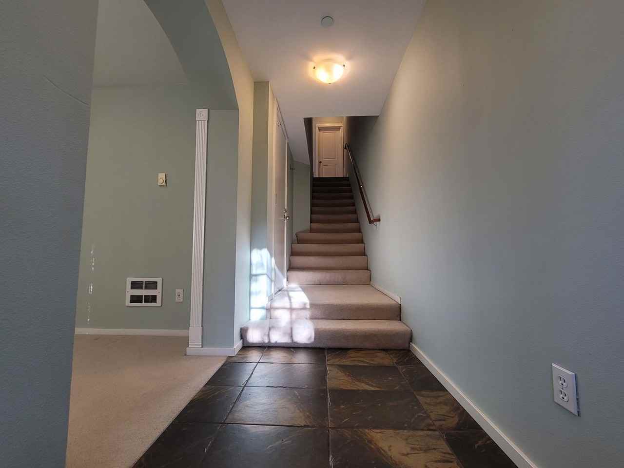 22653 Ne Alder Crest Ln - Photo 3 of 19