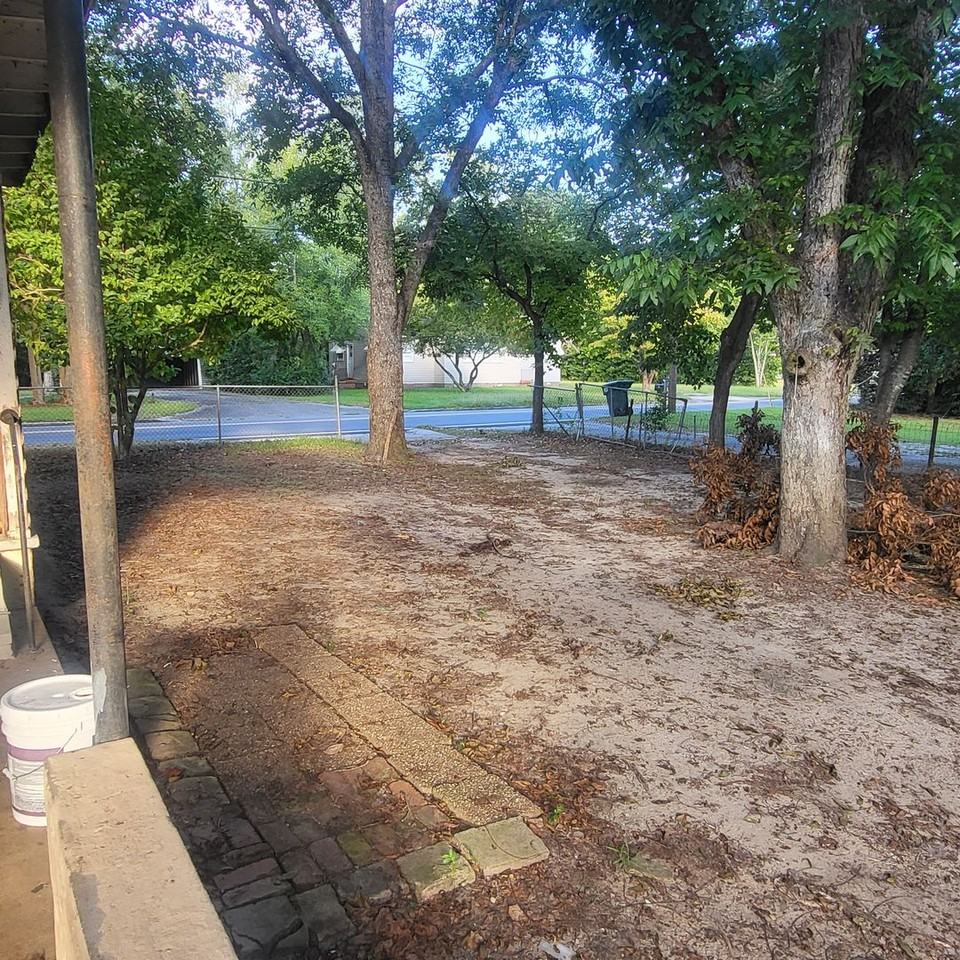 1113 Woodrow Ave - Photo 3 of 3