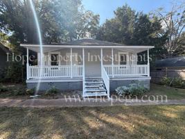 featured image of 140 Grady Smith St
