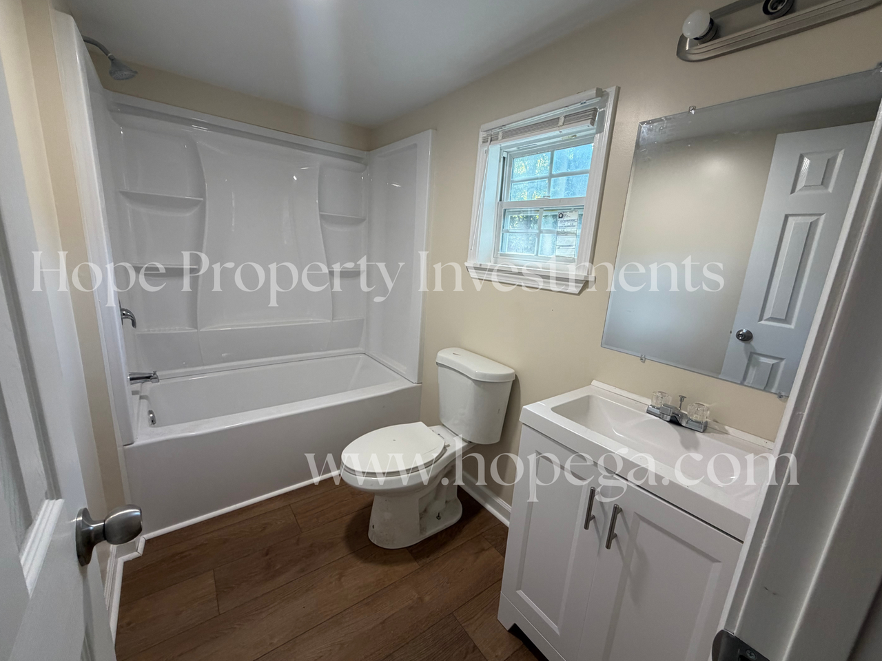140 Grady Smith St - Photo 5 of 8
