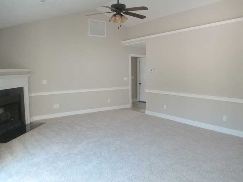 235 Station House Rd - Photo 4 of 18