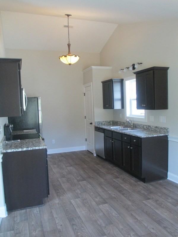 235 Station House Rd - Photo 6 of 18