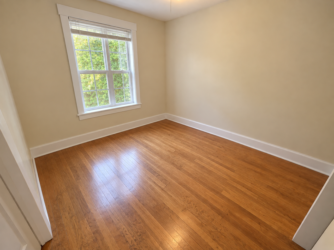 200 E Rutherford St - Photo 7 of 14