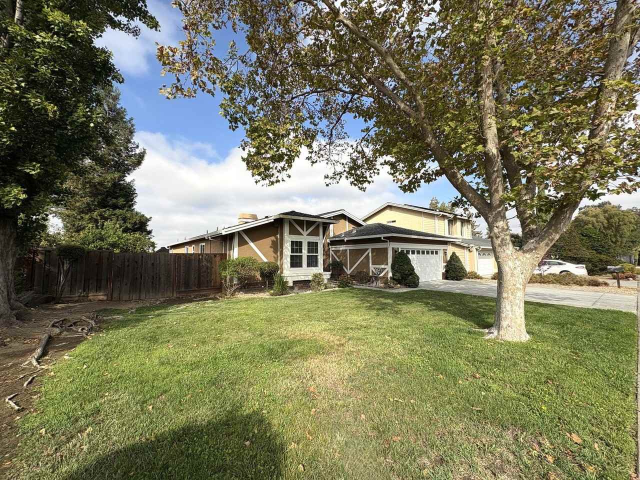 3532 Rollingside Dr - Photo 3 of 32