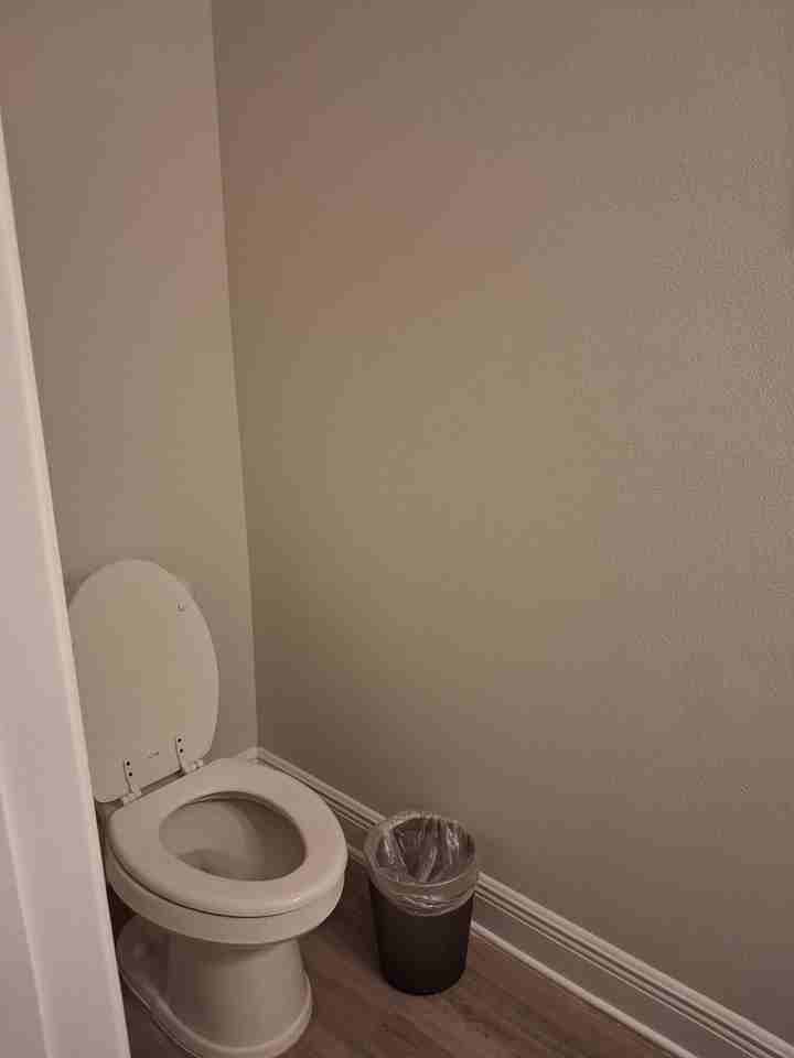 7562 Shadow Lake Dr - Photo 4 of 44