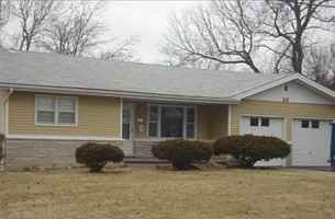 featured image of 551 S Belcrest Ave