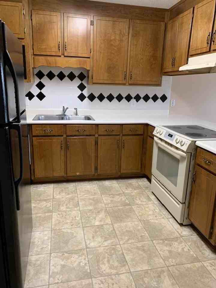 1821 Remer Ln - Photo 3 of 10
