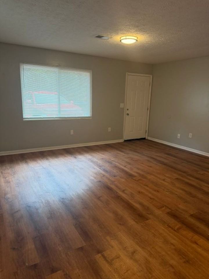 727 W Casey Dr ##U04 - Photo 3 of 10