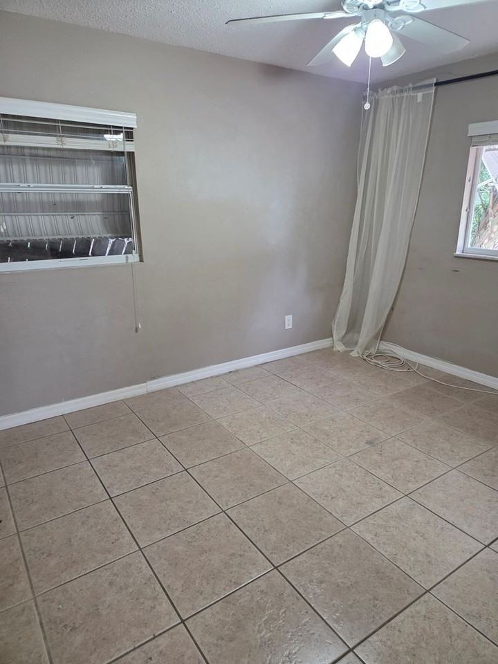 7420 36th Ave N - Photo 5 of 7