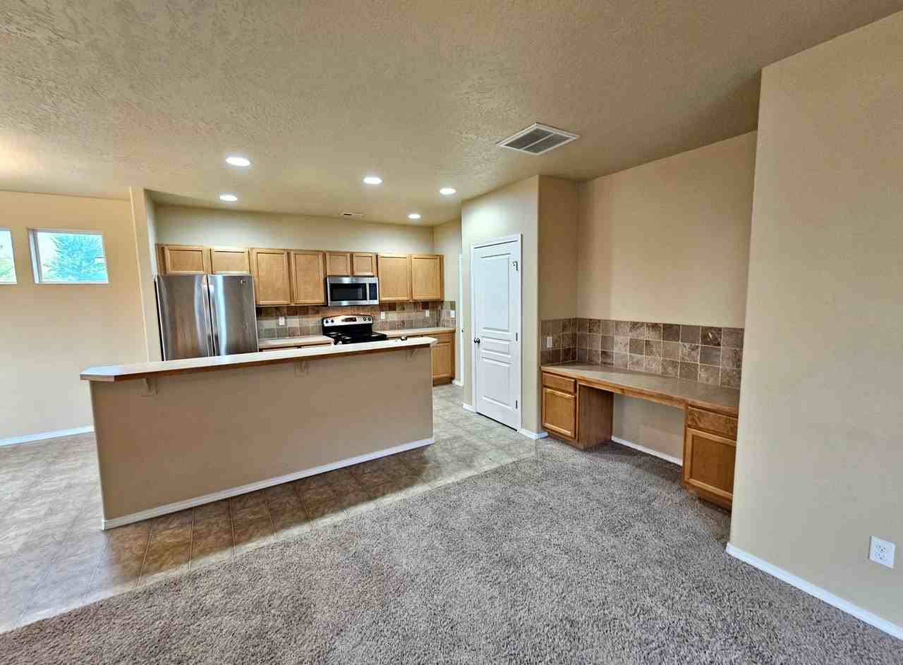 8011 W 6th Ave - Photo 7 of 41