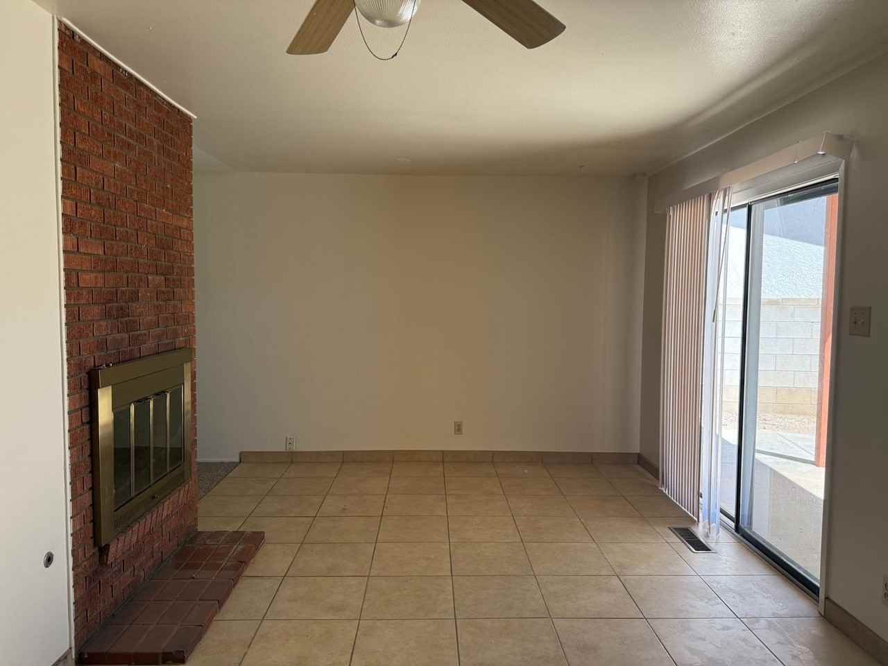 1404 Gretta St Ne - Photo 4 of 15