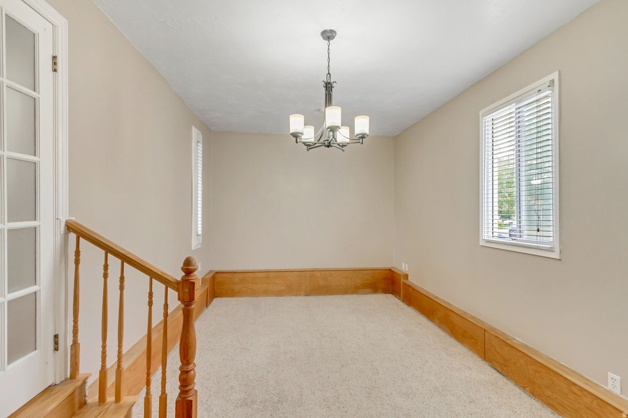 3135 S Valley St - Photo 7 of 20