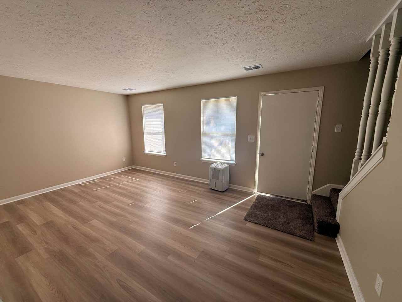11314 Angelina Rd - Photo 2 of 10