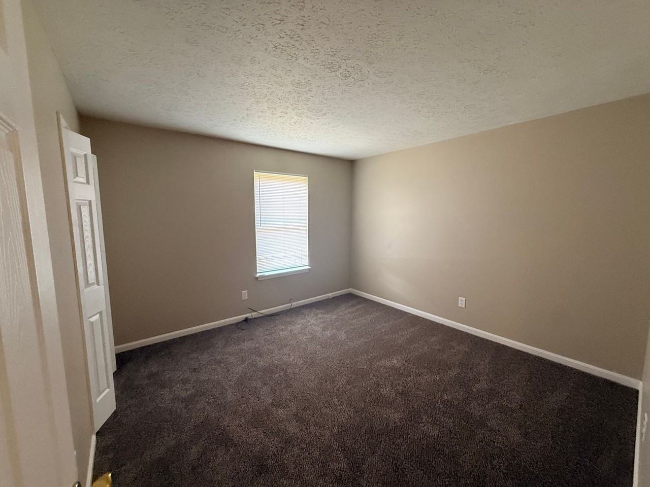 11314 Angelina Rd - Photo 6 of 10