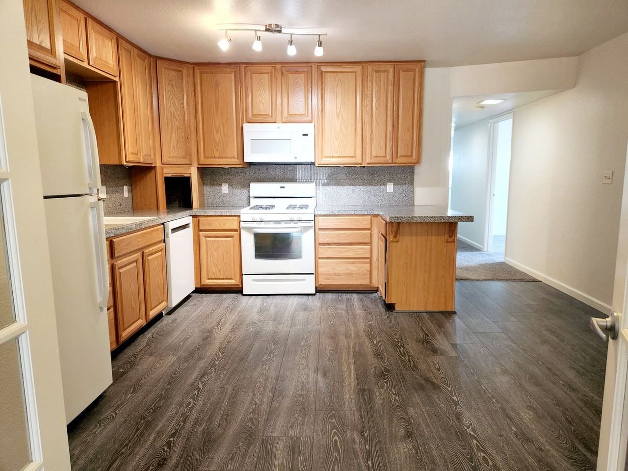 1357 Gary Way - Photo 3 of 15