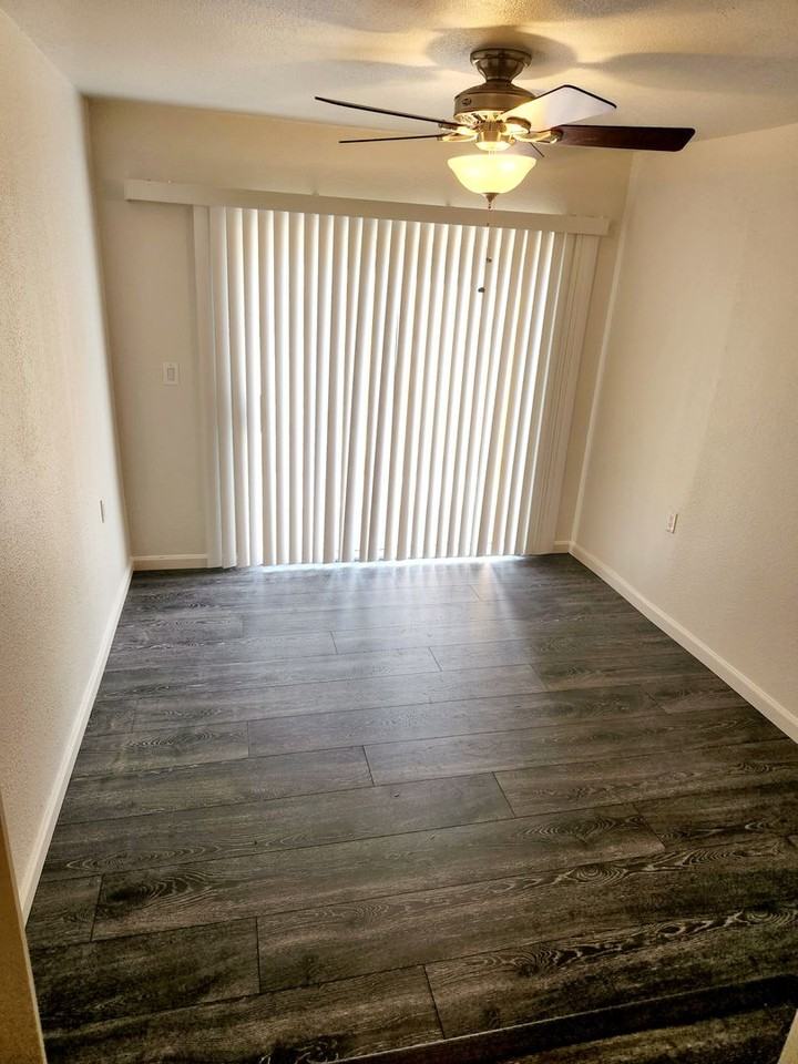 1357 Gary Way - Photo 4 of 15