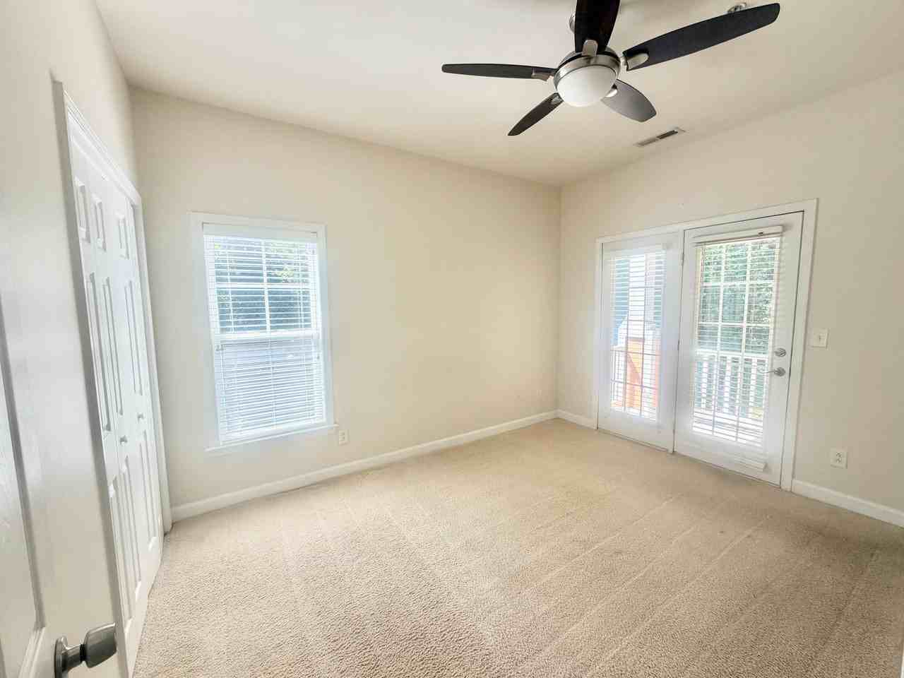 1539 Pecan Ave - Photo 7 of 19