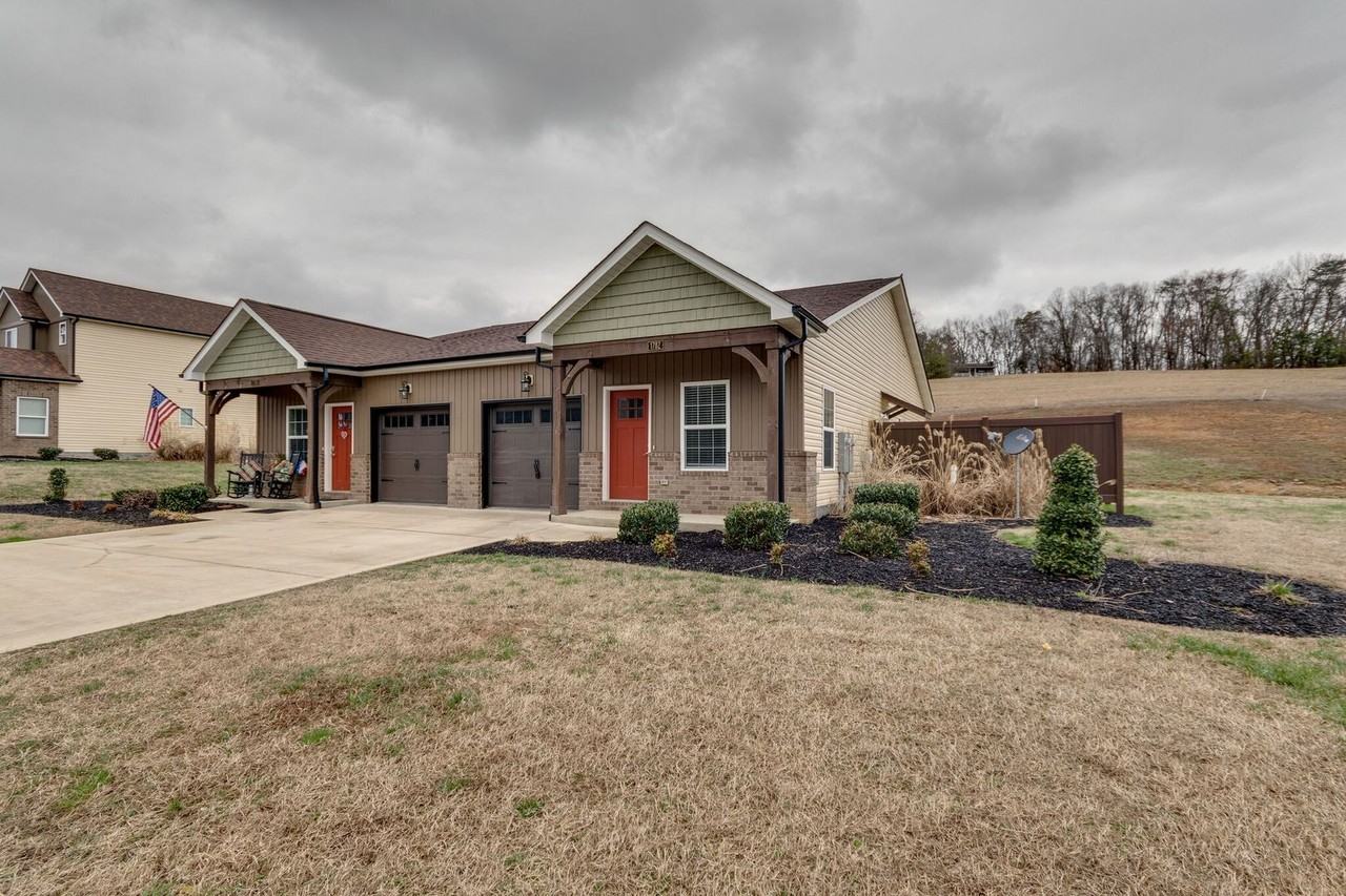 1694 Mccleary Bend Rd - Photo 2 of 11
