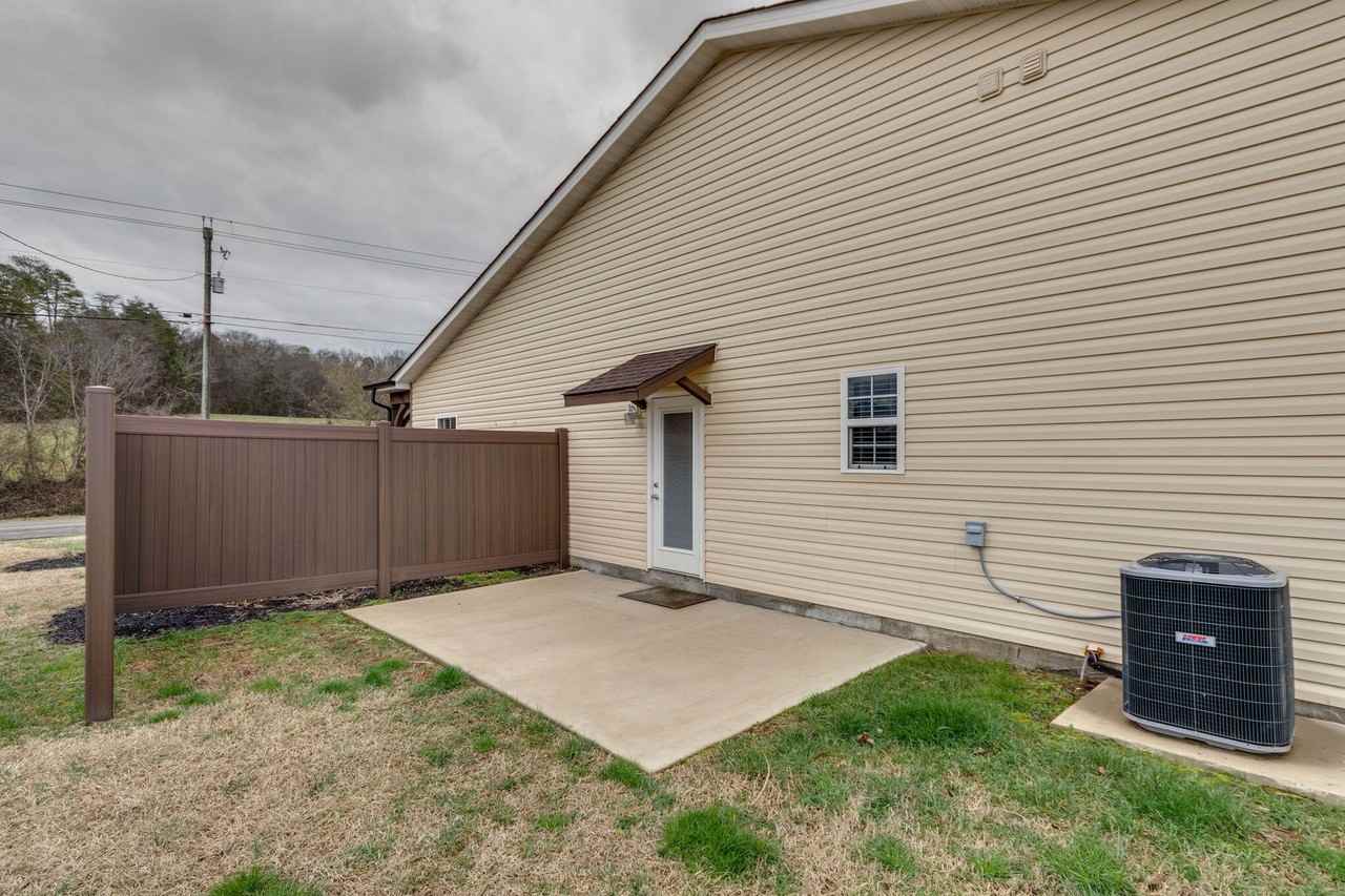 1694 Mccleary Bend Rd - Photo 6 of 11