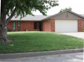 featured image of 5005 Se Kincaid Ave