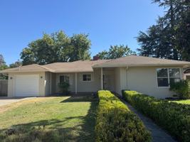 featured image of 1220 W Benjamin Holt Dr