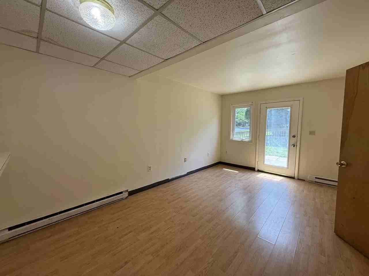 705 W College Ave - Photo 6 of 17