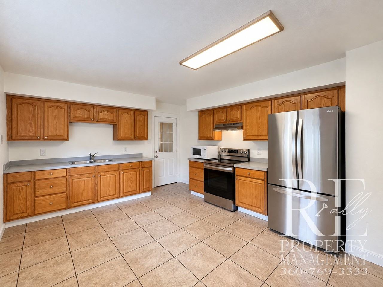 109 S Wycoff Ave - Photo 7 of 19